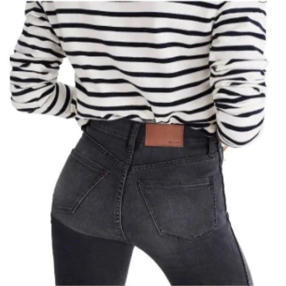 Madewell Faded Black Dark Grey 9” High Rise Skinny Step Raw Hem Jeans - Picture 3 of 14